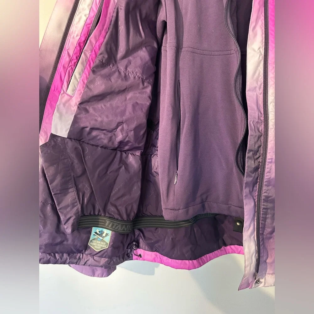 Columbia Pink and Purple Snowboarding or Skiing Jacket - Picture 6 of 9